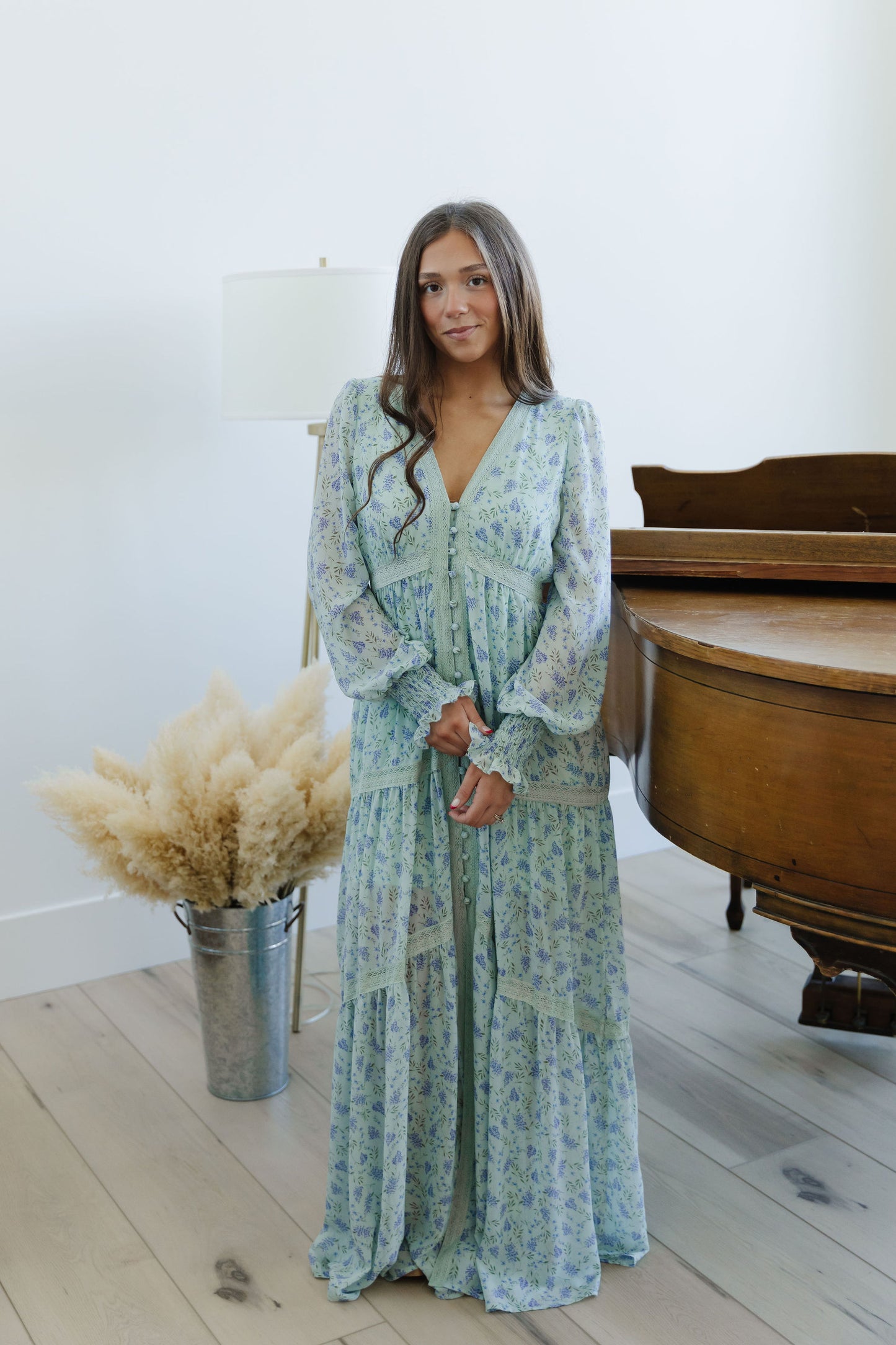 THE JOANNE LACE TRIM DRESS IN MINT