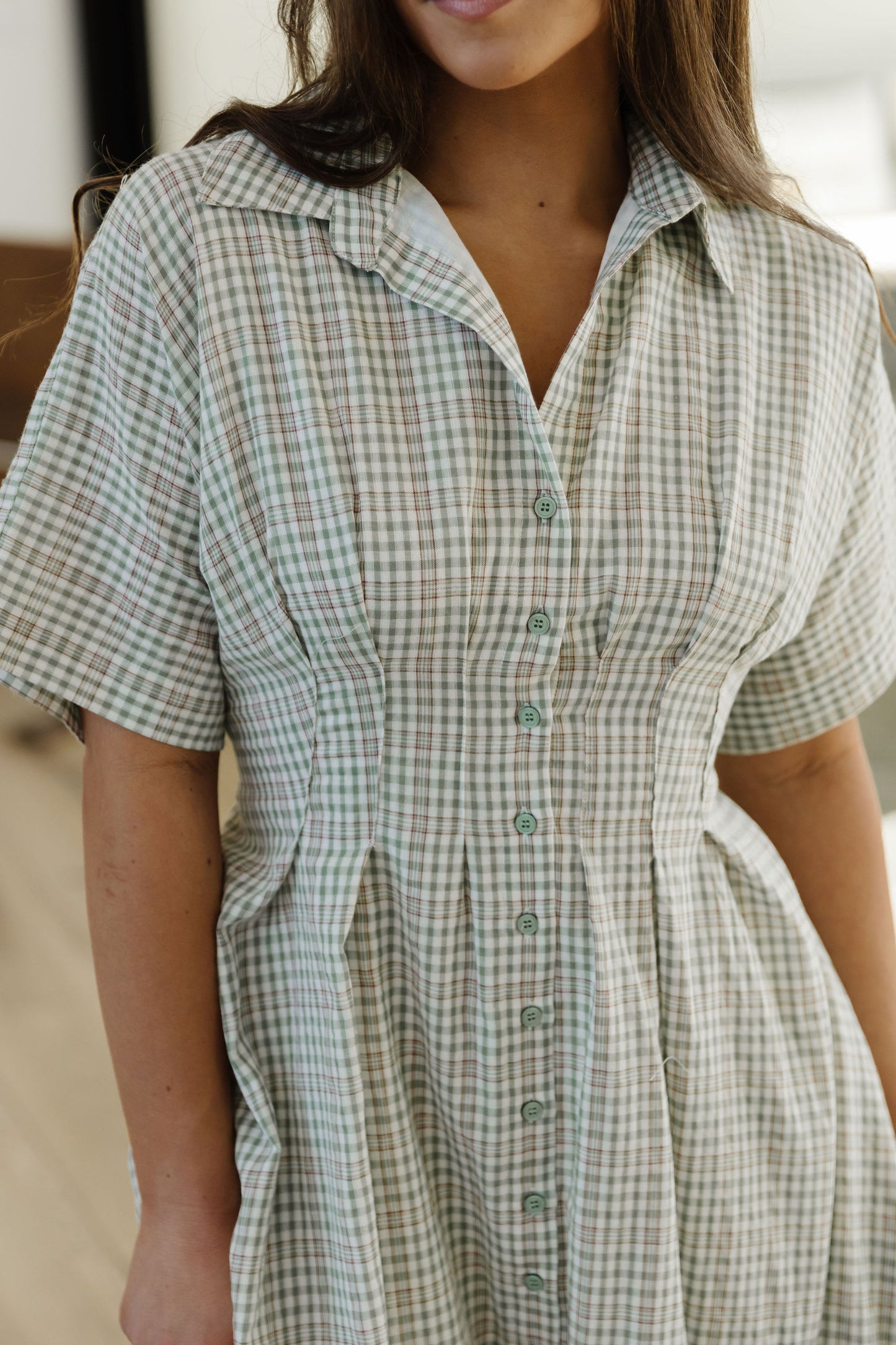 THE LYNNAE PLAID BUTTON DOWN DRESS IN FERN
