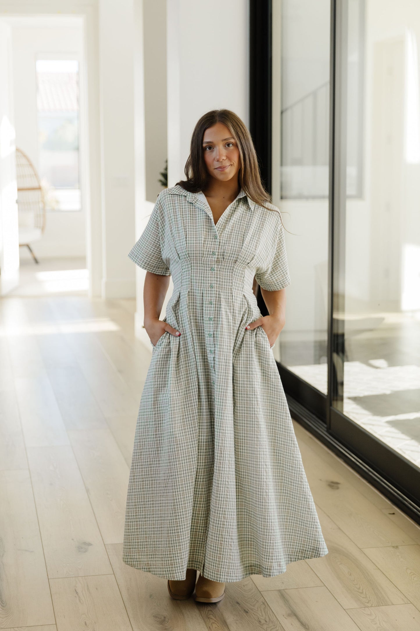 THE LYNNAE PLAID BUTTON DOWN DRESS IN FERN