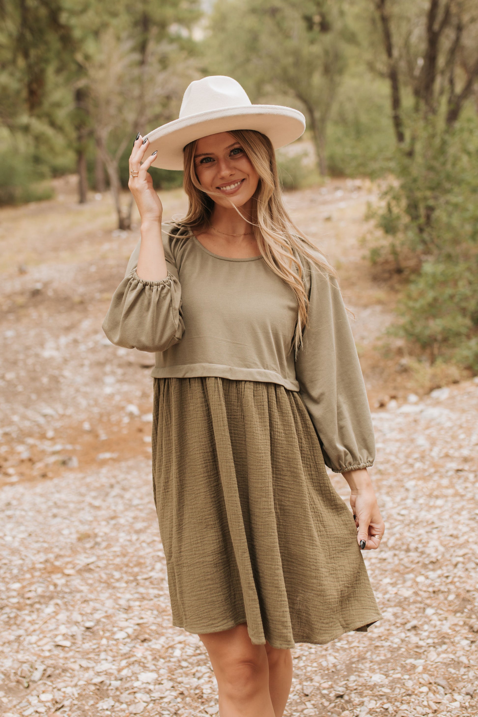 THE DAVEY SWEATSHIRT DRESS IN OLIVE Pink Desert THE DAVEY SWEATSHIRT DRESS IN OLIVE Pink Desert