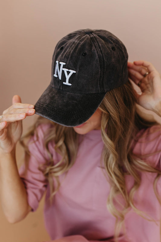 THE NEW YORK BASEBALL HAT IN CHARCOAL