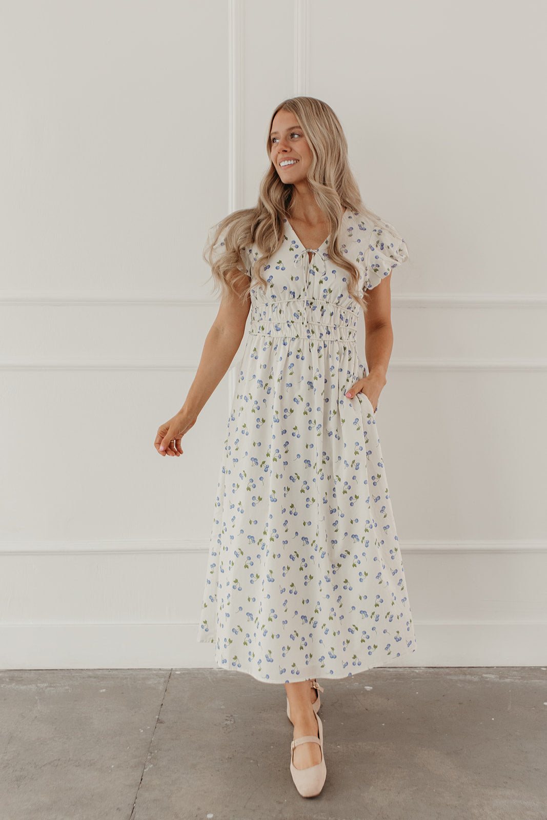 THE SUMMER BERRY MIDI DRESS IN BLUEBERRY Large THE SUMMER BERRY MIDI DRESS IN BLUEBERRY Large