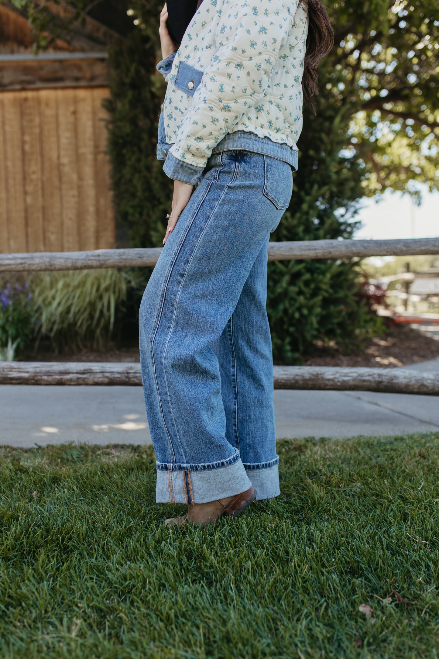THE ROMY MID RISE CUFFED PANEL JEANS