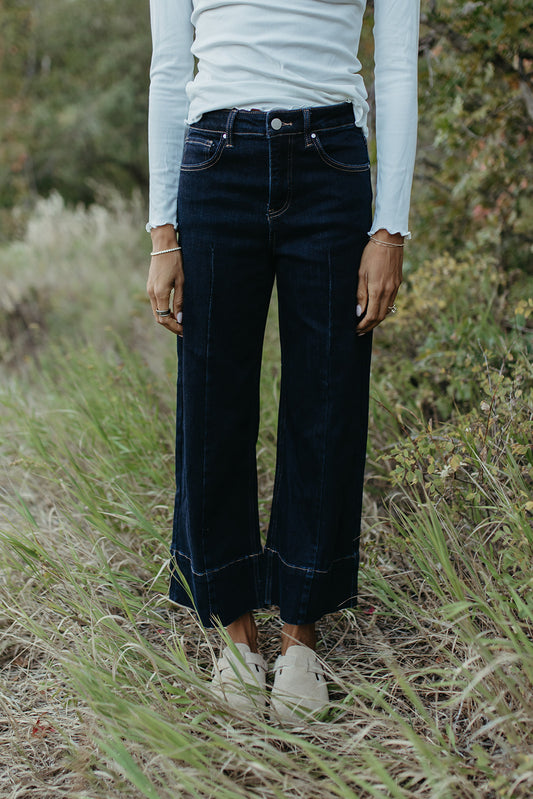 THE AVALYN WIDE LEG SEAM DETAIL JEANS