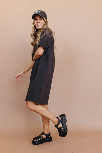 THE EASY DOES IT T-SHIRT DRESS BY PINK DESERT IN CHARCOAL
