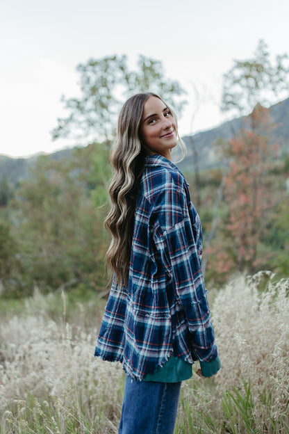 THE GEORGIA FLANNEL SHACKET IN NAVY