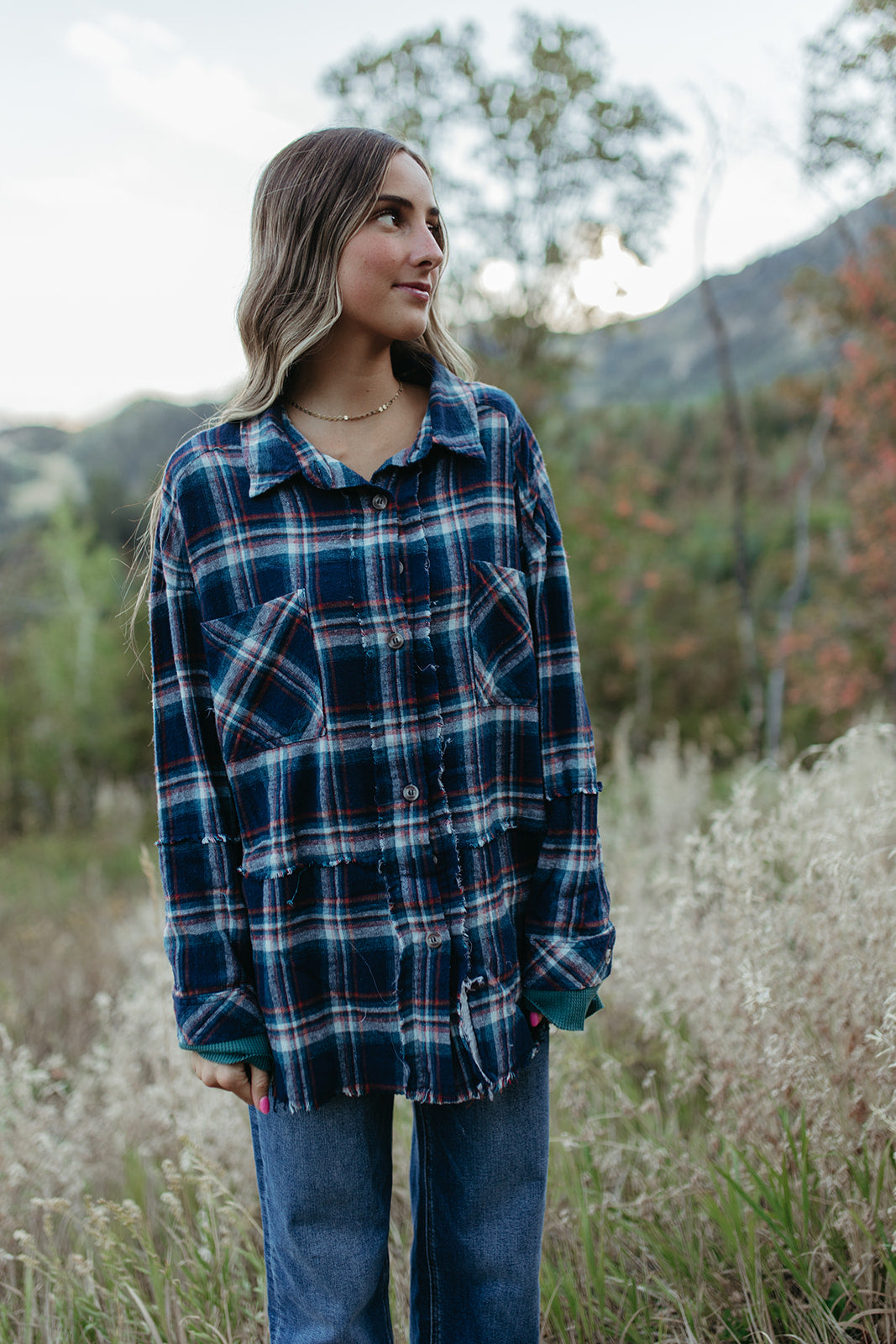 THE GEORGIA FLANNEL SHACKET IN NAVY