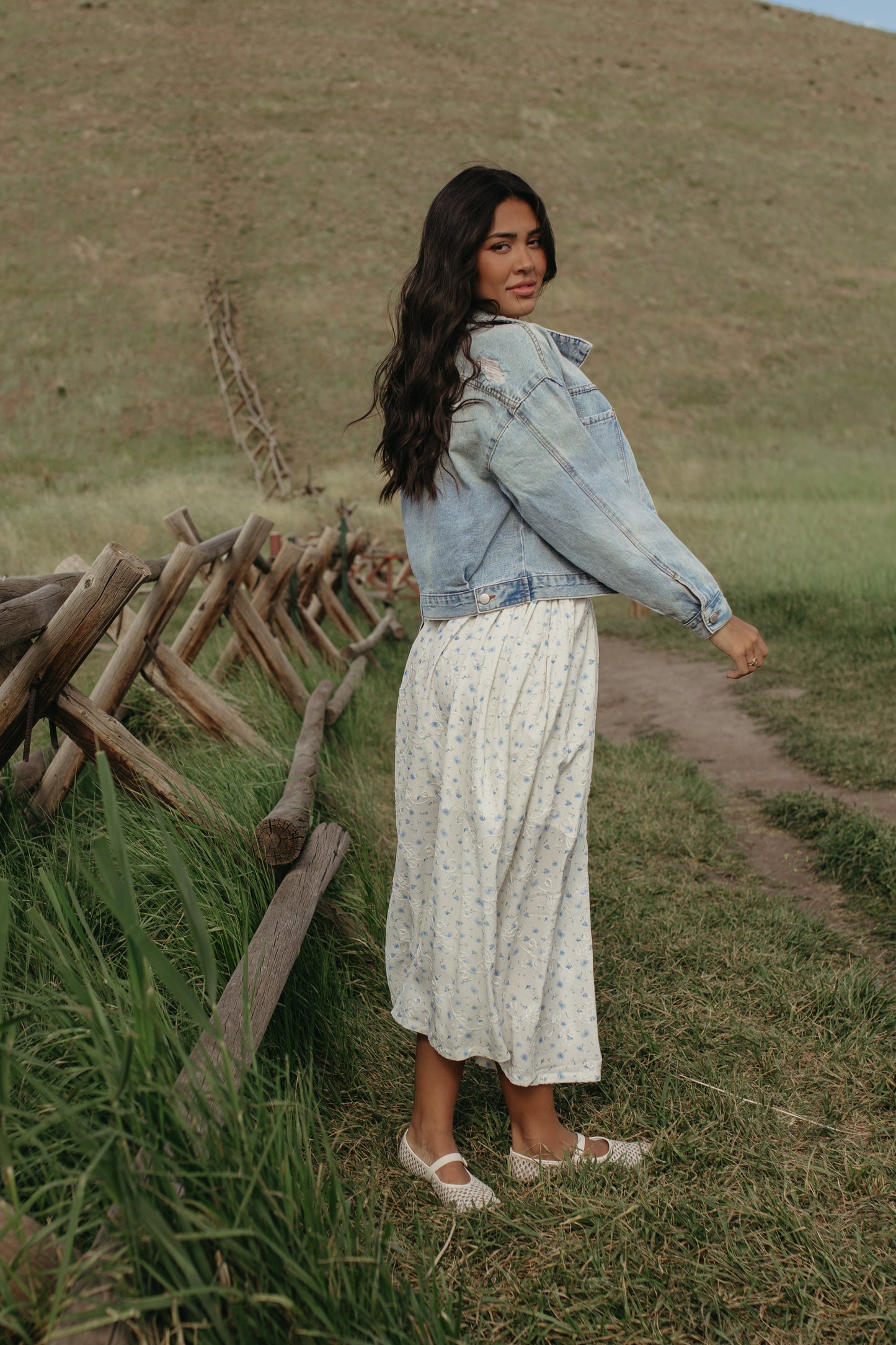 THE LUCY BLUE FLORAL SKIRT