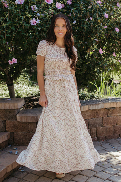 THE ZOE FLORAL TIERED SKIRT IN CREAM