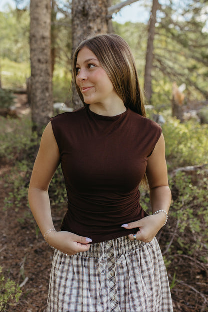 THE KIARA KNIT TOP IN CHOCOLATE