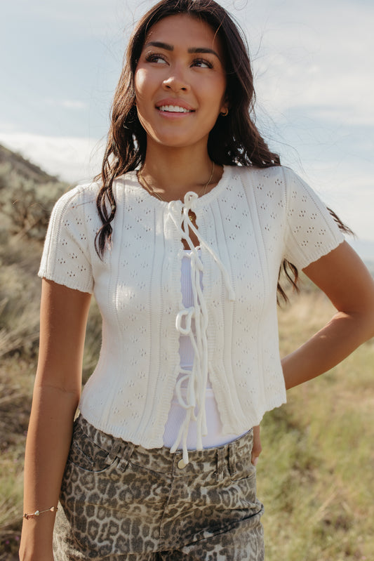 THE KAILEY TIE-FRONT KNIT TOP IN WHITE