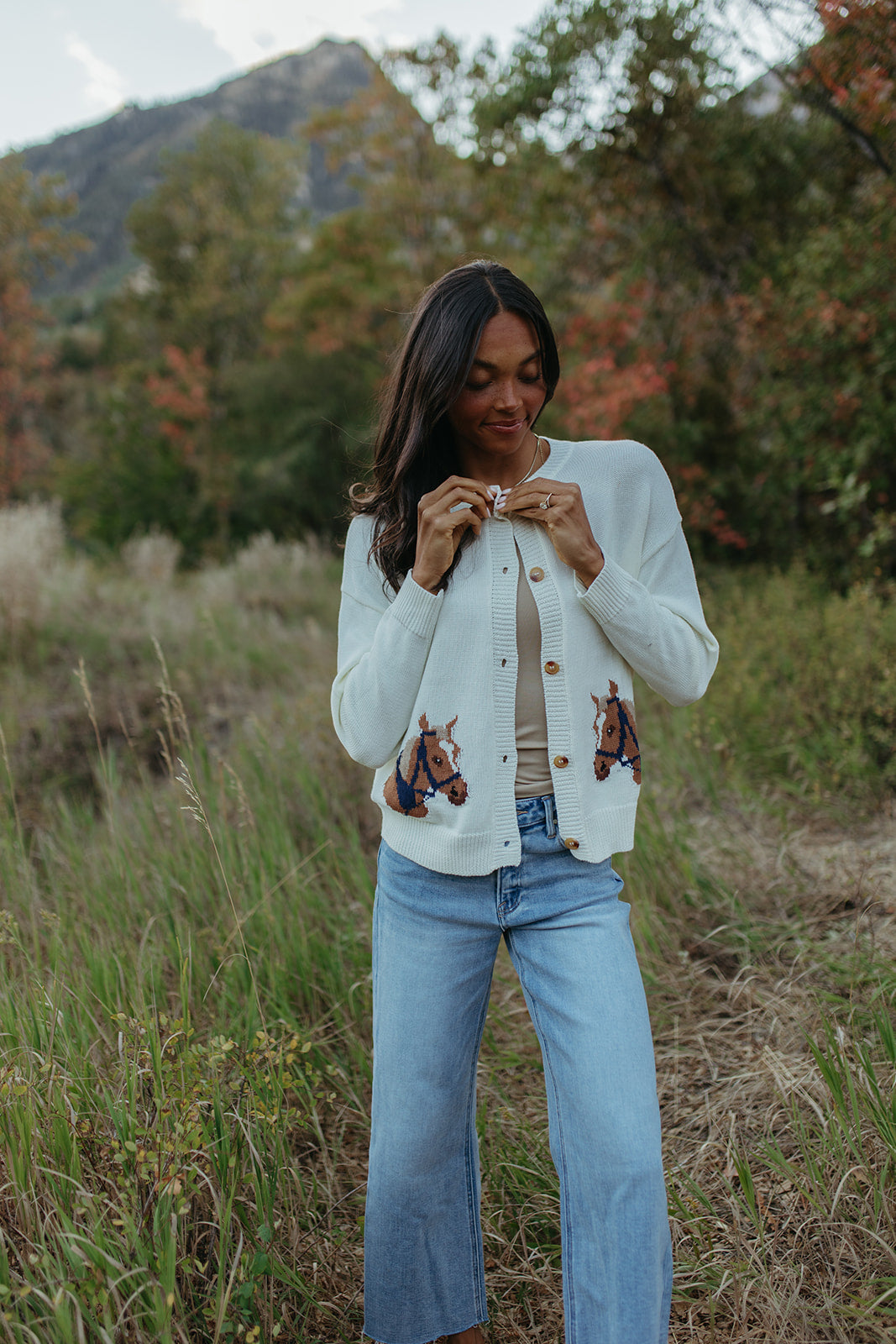 THE JESSIE COWGIRL CARDIGAN IN IVORY