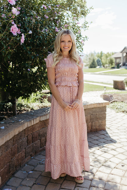 THE ZOE FLORAL TIERED SKIRT IN BLUSH