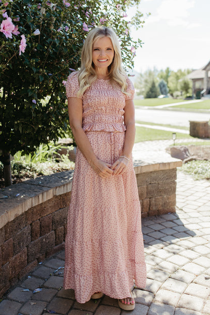 THE ZOE FLORAL SMOCKED TOP IN BLUSH