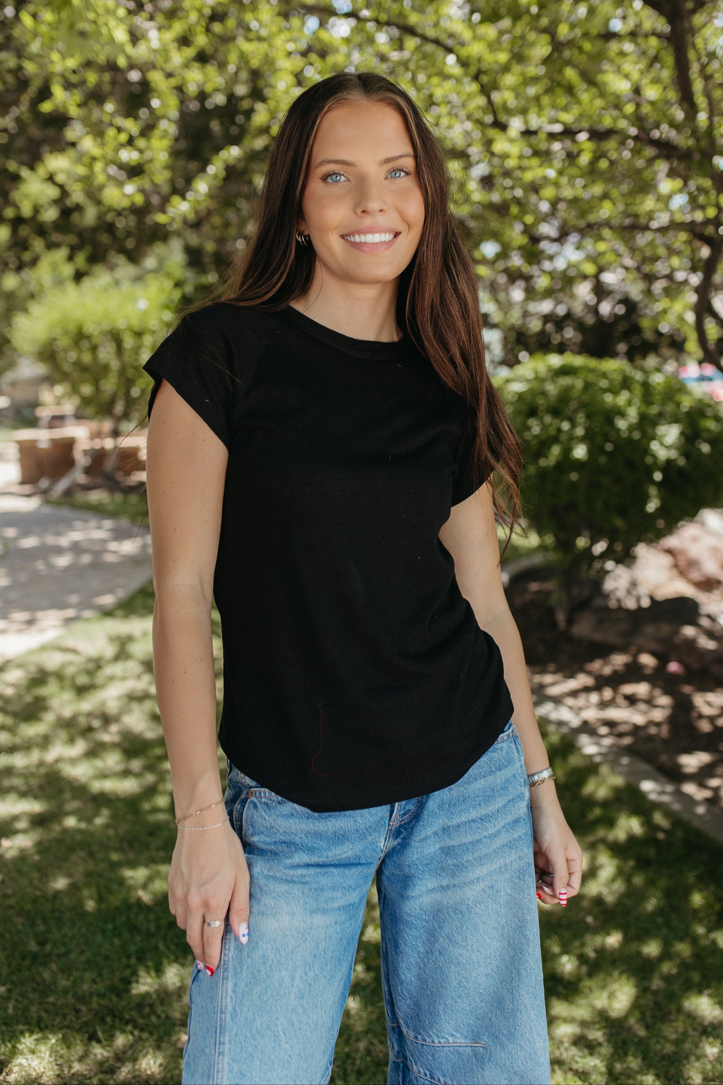 THE BLANCHE BLACK T-SHIRT