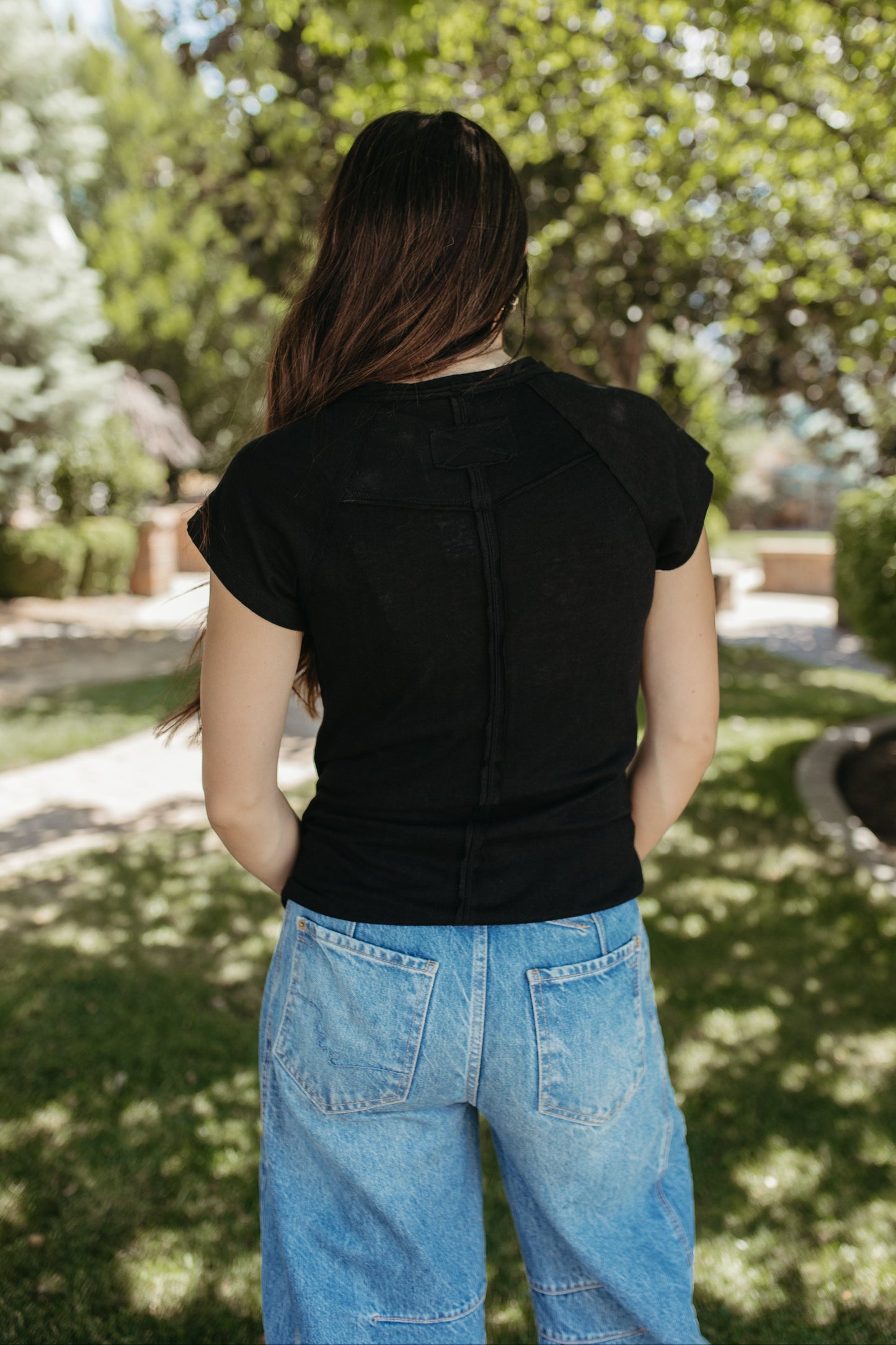 THE BLANCHE BLACK T-SHIRT