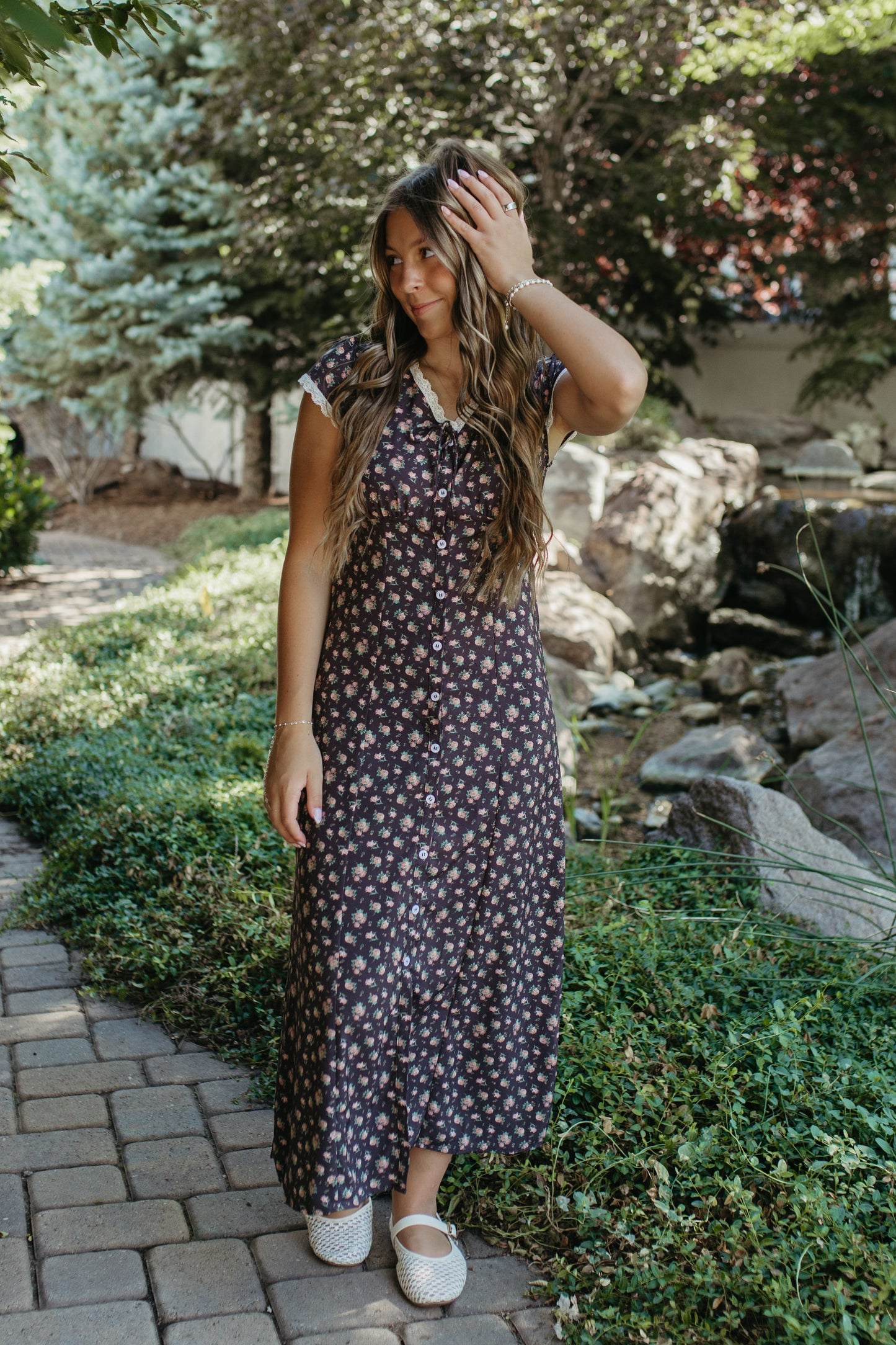 THE MAVIS FLORAL MIDI BUTTON DRESS IN ANTIQUE BLACK ROSE