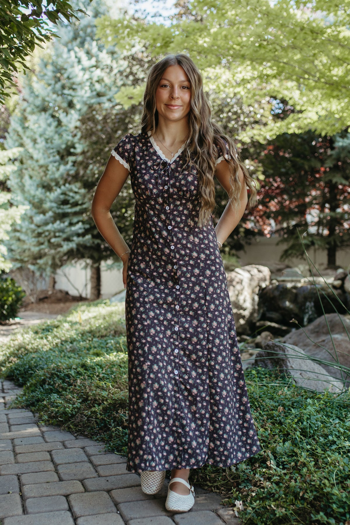 THE MAVIS FLORAL MIDI BUTTON DRESS IN ANTIQUE BLACK ROSE