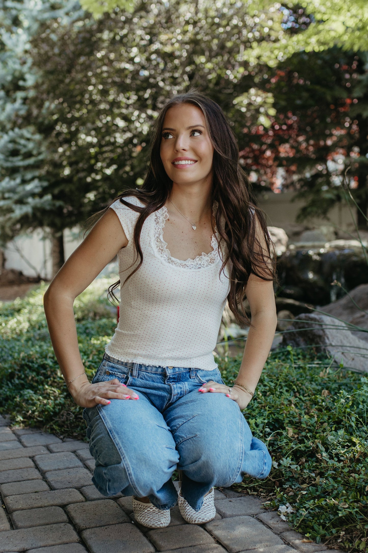 THE EVERLY LACE TEE IN RED DOTS