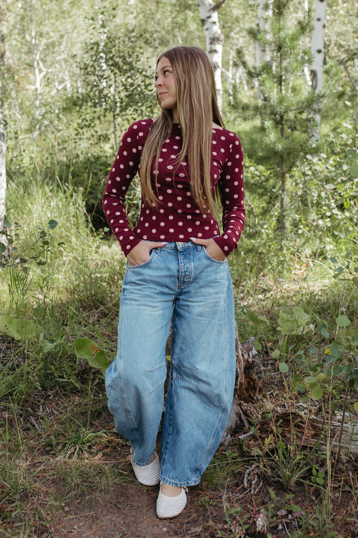 THE ROMINA POLKA DOT LONG SLEEVE KNIT TOP IN BURGUNDY