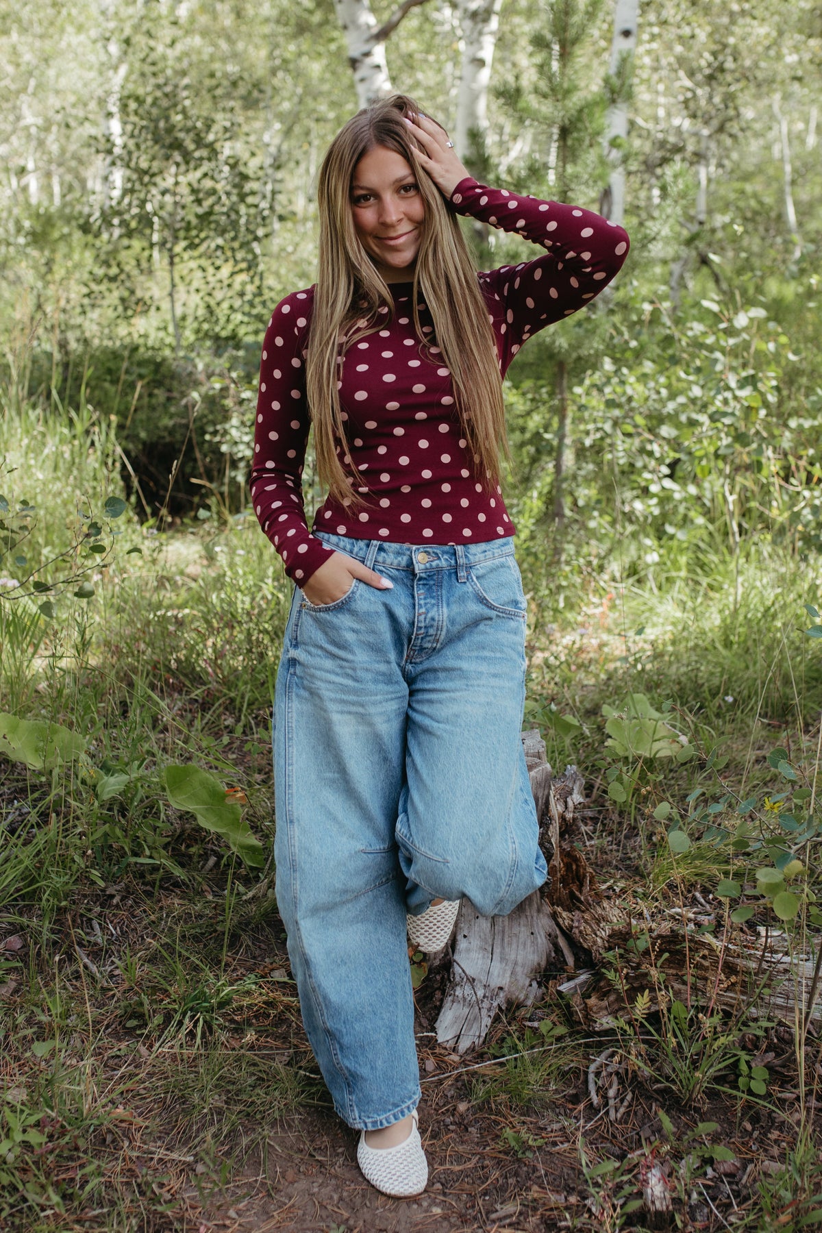THE ROMINA POLKA DOT LONG SLEEVE KNIT TOP IN BURGUNDY