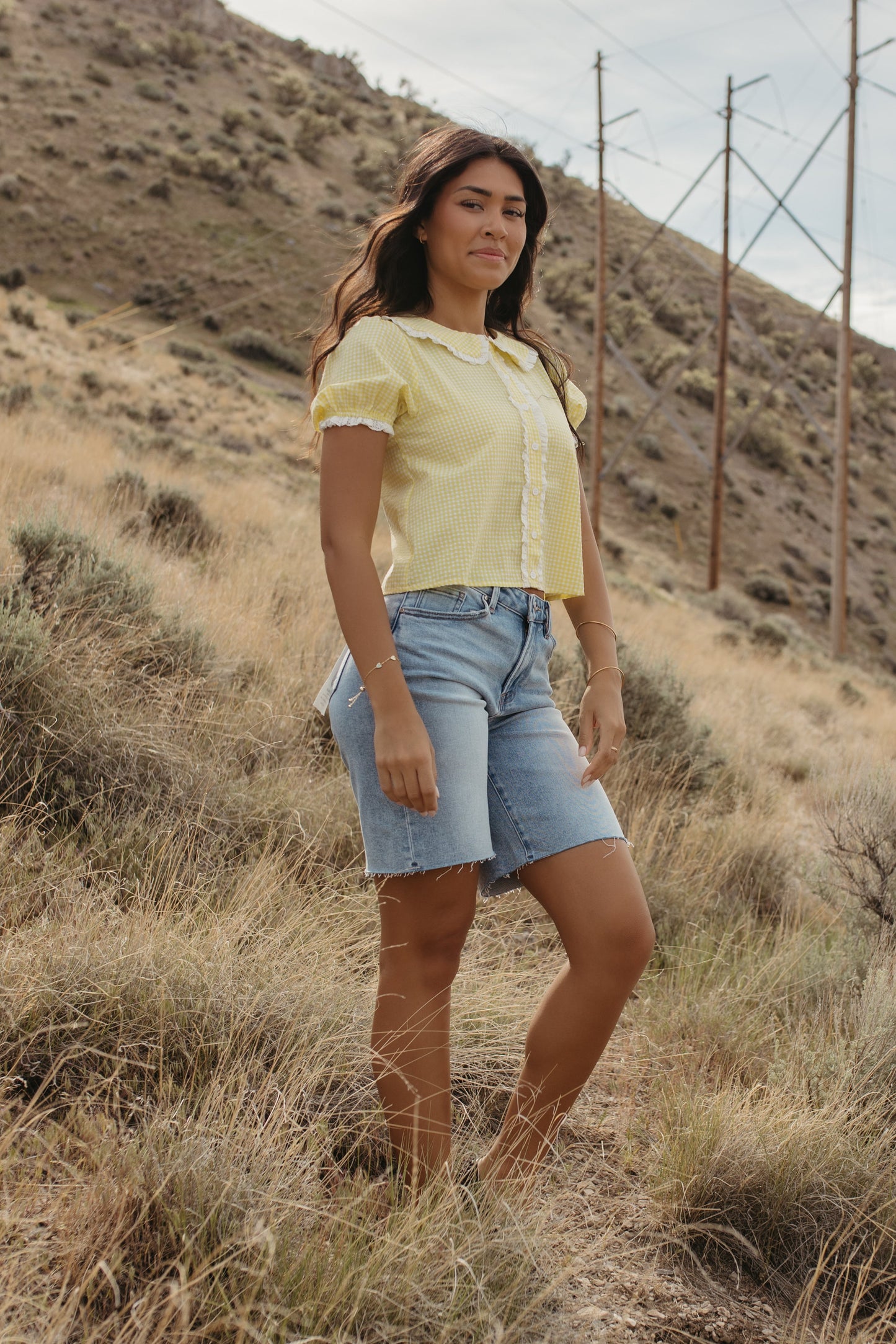 THE VENICE LACE TRIM TOP IN YELLOW