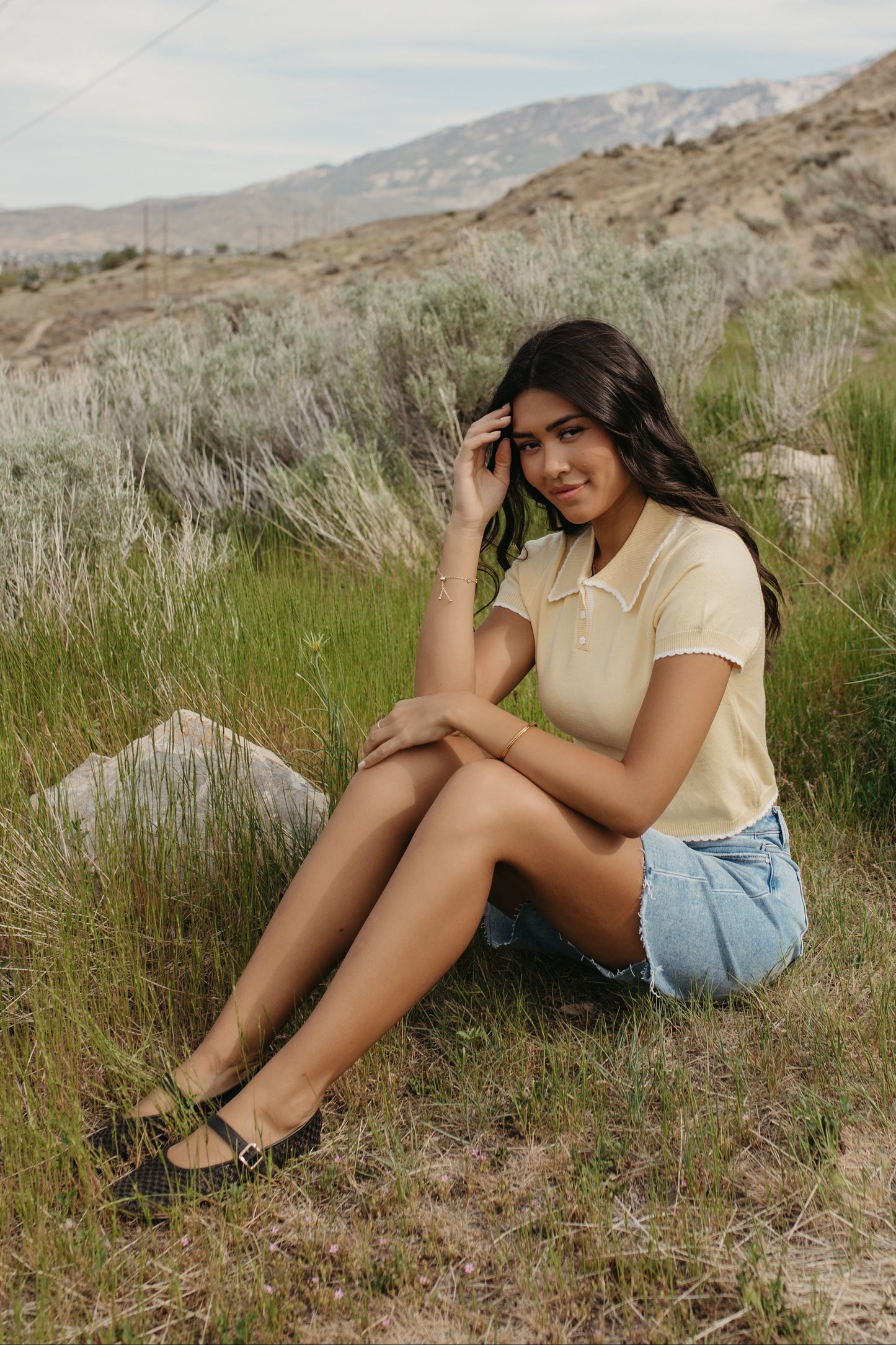 THE WINNIE KNIT POLO TOP IN YELLOW