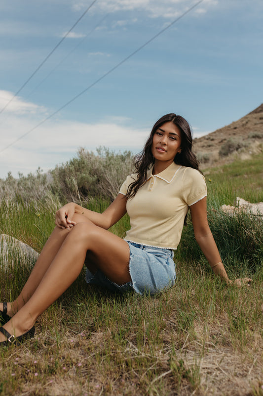 THE WINNIE KNIT POLO TOP IN YELLOW