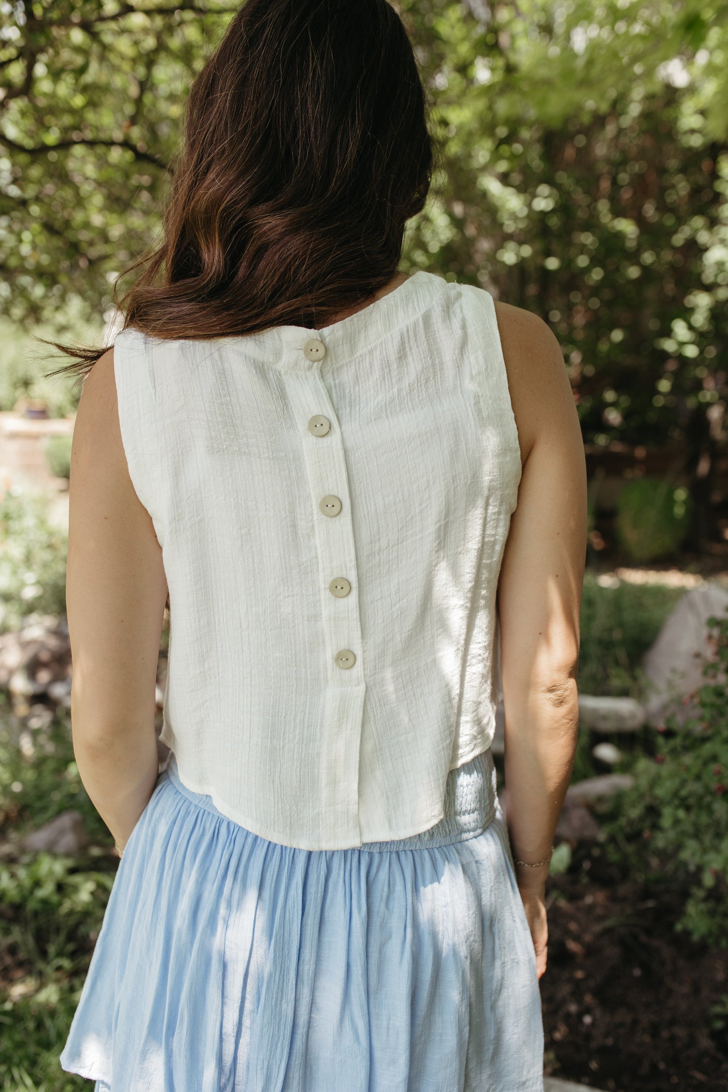 THE EMBERLY BUTTON DOWN BACK TANK