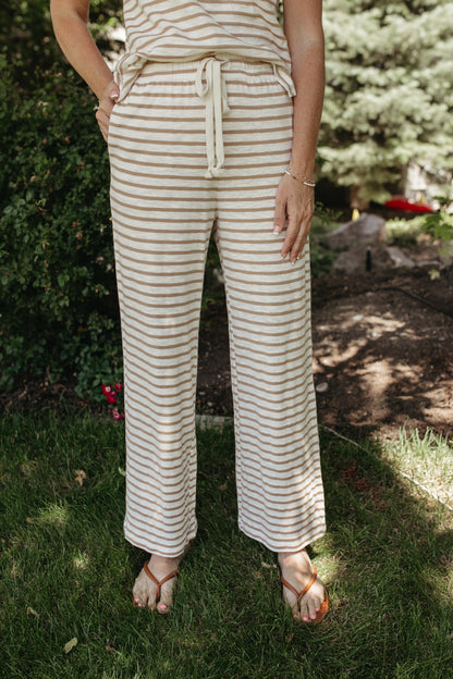 THE SUSIE TAN AND WHITE SET