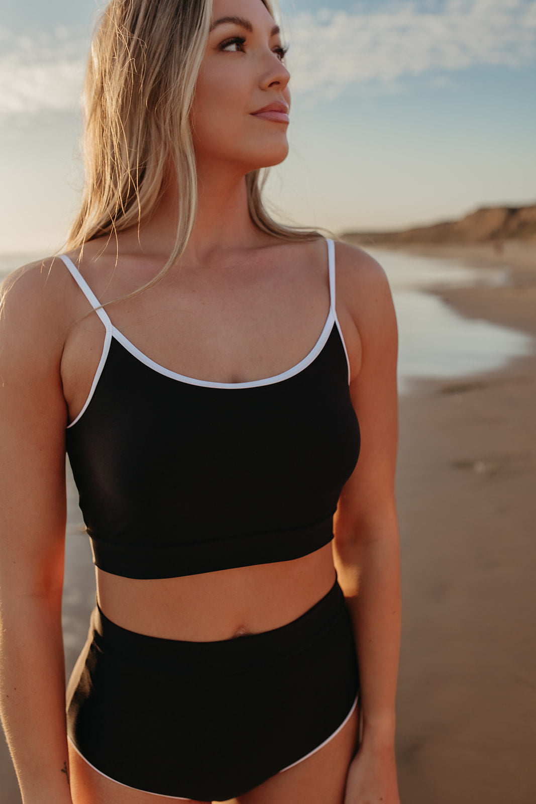 COCO SWIM TOP WITH CONTRAST TRIM IN BLACK BY PINK DESERT – Pink Desert