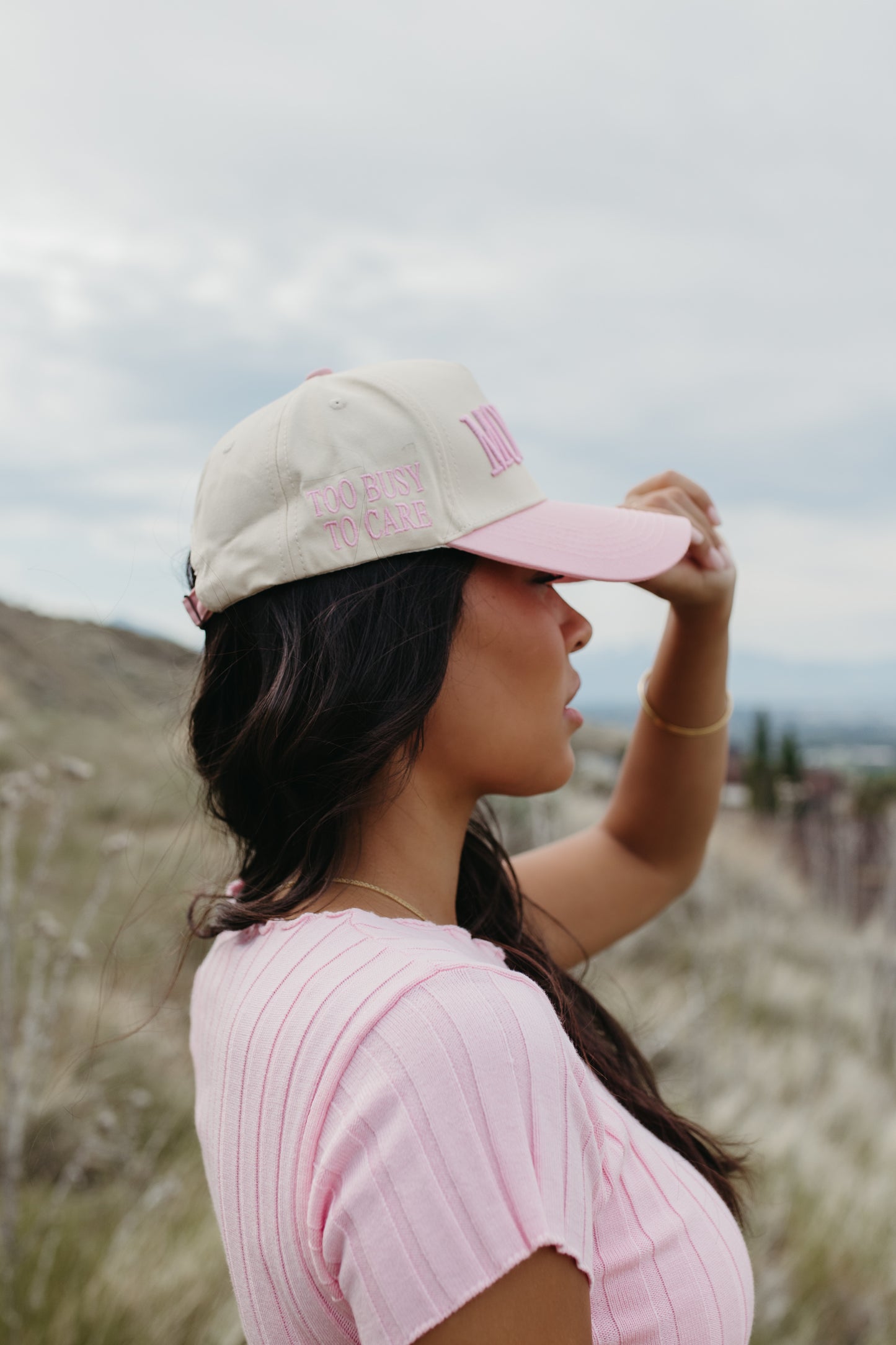 THE MOMMIN HAT