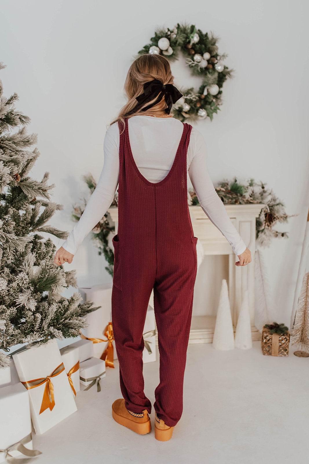 THE LEANNA KNIT JUMPSUIT IN BURGUNDY