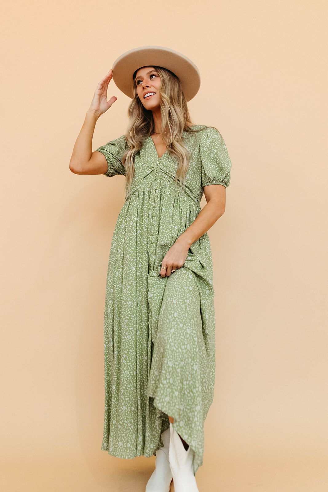 THE GRACIE FLORAL BUTTON DOWN DRESS IN FERN
