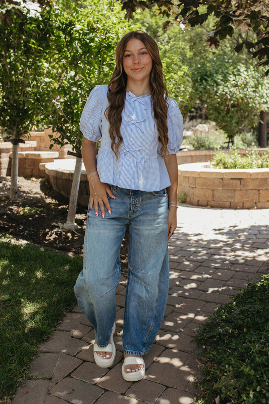 THE DARLENE GINGHAM PUFF SLEEVE BLOUSE IN BLUE