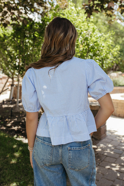 THE DARLENE GINGHAM PUFF SLEEVE BLOUSE IN BLUE