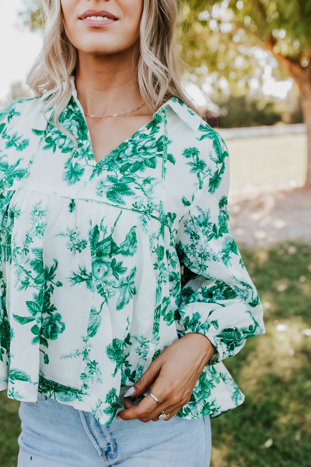 THE GISELLE FLORAL BABYDOLL TOP IN GREEN