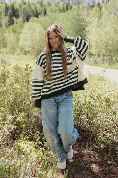 THE SYDNEY STRIPE SWEATSHIRT IN HUNTER GREEN