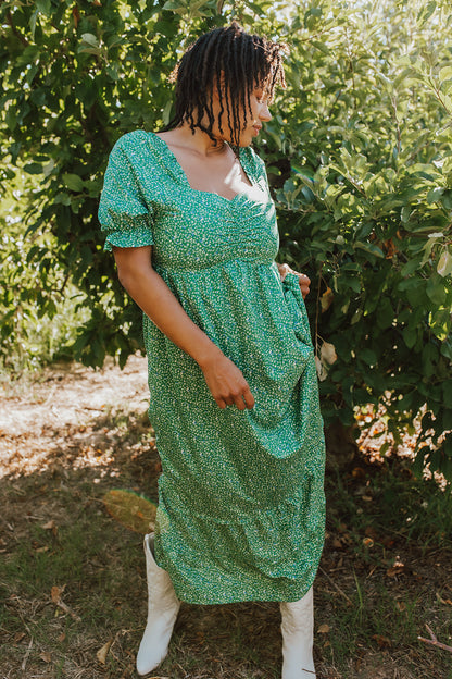 Green modest dresses for fall | PINK DESERT