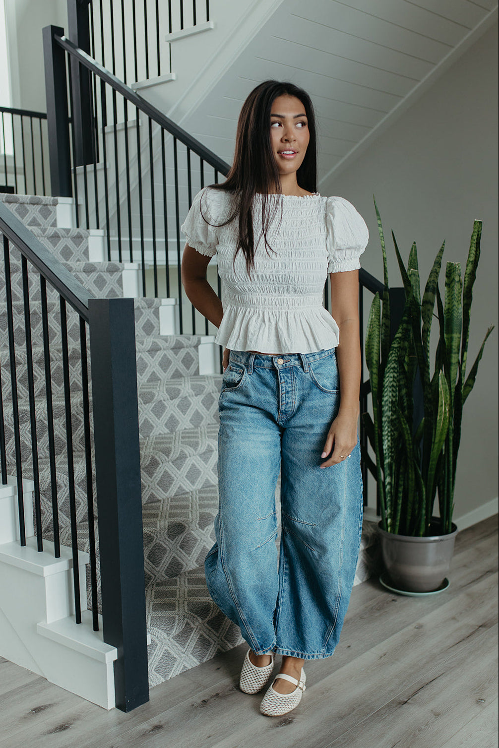 THE CAMILA PUFF SLEEVE SMOCKED TOP IN WHITE – Pink Desert