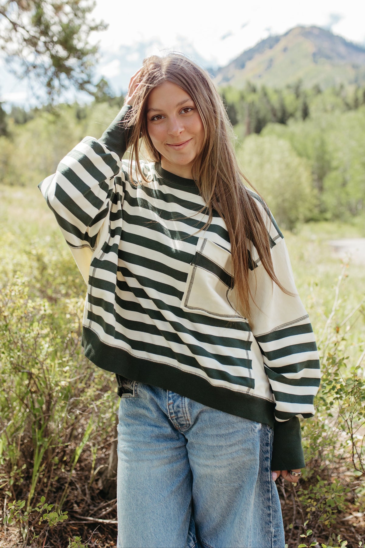 THE SYDNEY STRIPE SWEATSHIRT IN HUNTER GREEN