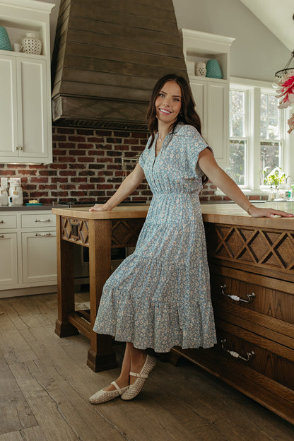THE GIA BLUE FLORAL DRESS