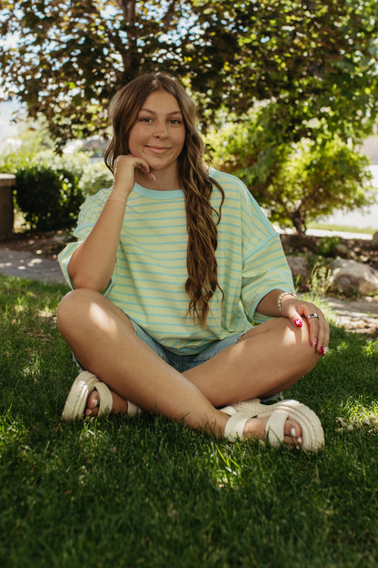 THE ZORA RELAXED STRIPED TEE IN BLUE/GREEN
