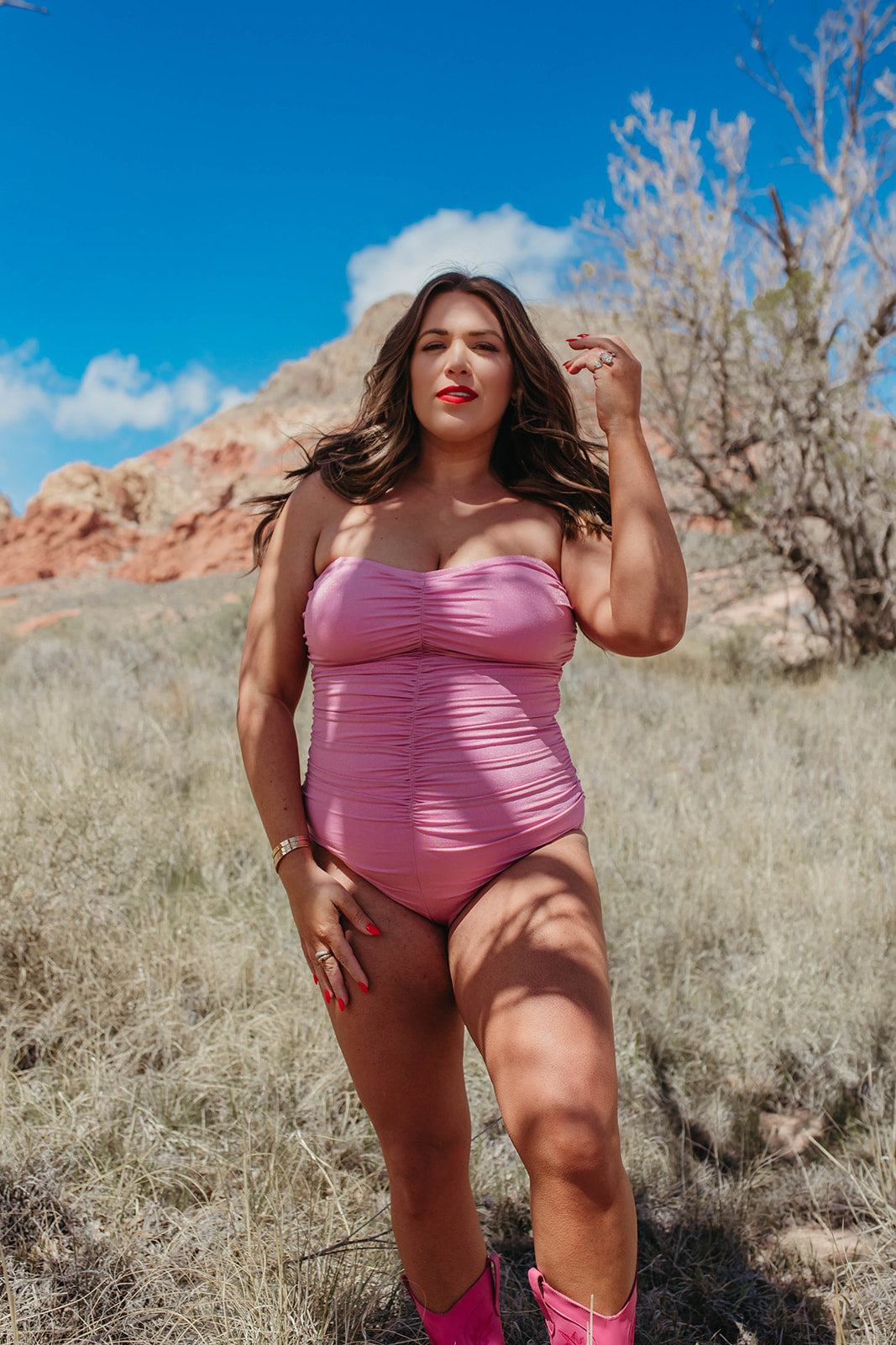 ONE-PIECES – Pink Desert