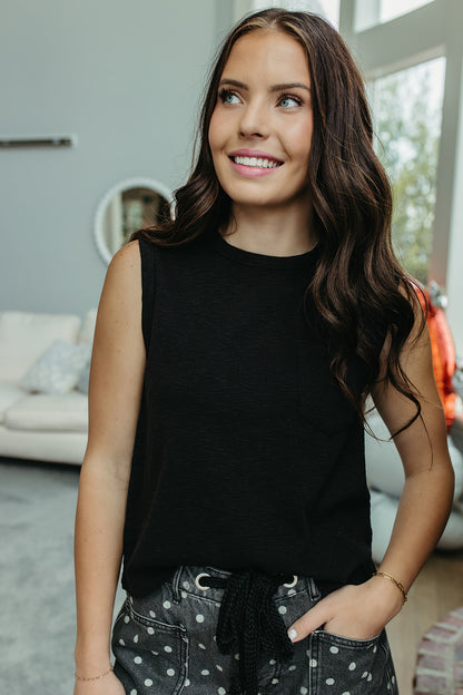 THE KHYLEE SLEEVELESS COTTON TOP IN BLACK