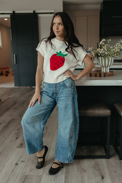 THE DELANEY STRAWBERRY KNIT TOP
