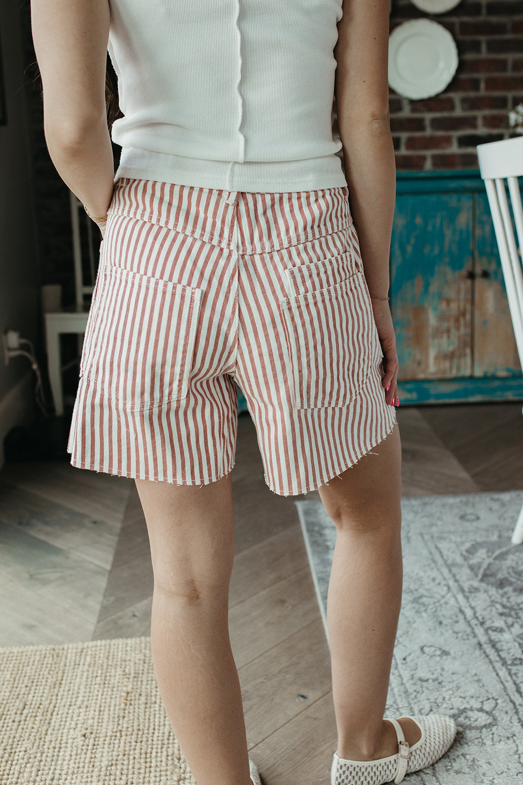 THE PERRY STRIPED SHORTS IN RED