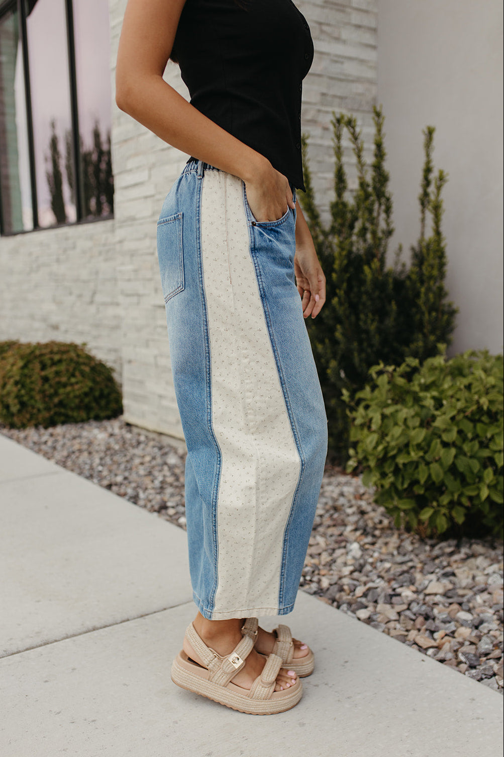 THE ISABELLA FLORAL PRINT BARREL JEANS
