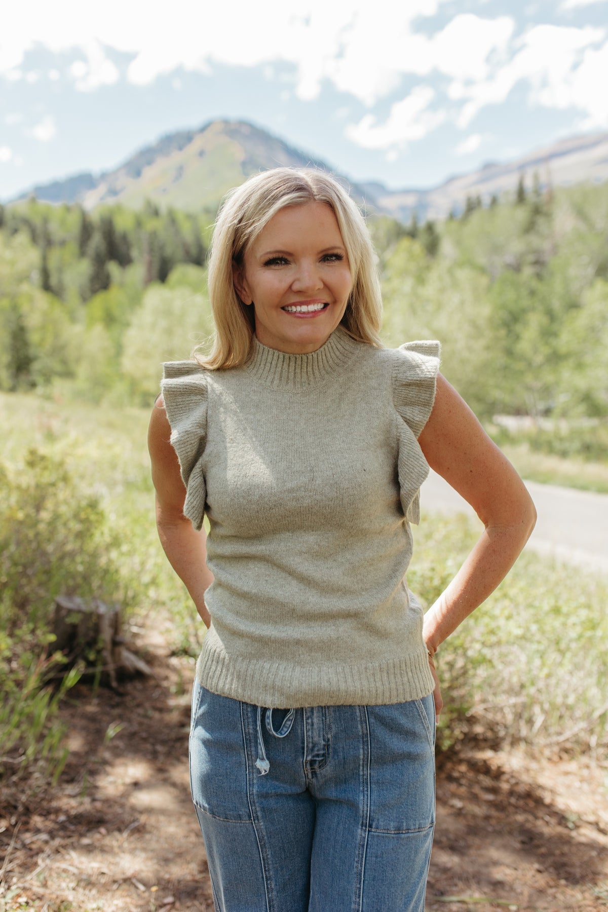 THE DAKOTA MOCK NECK RUFFLE VEST IN LIGHT OLIVE