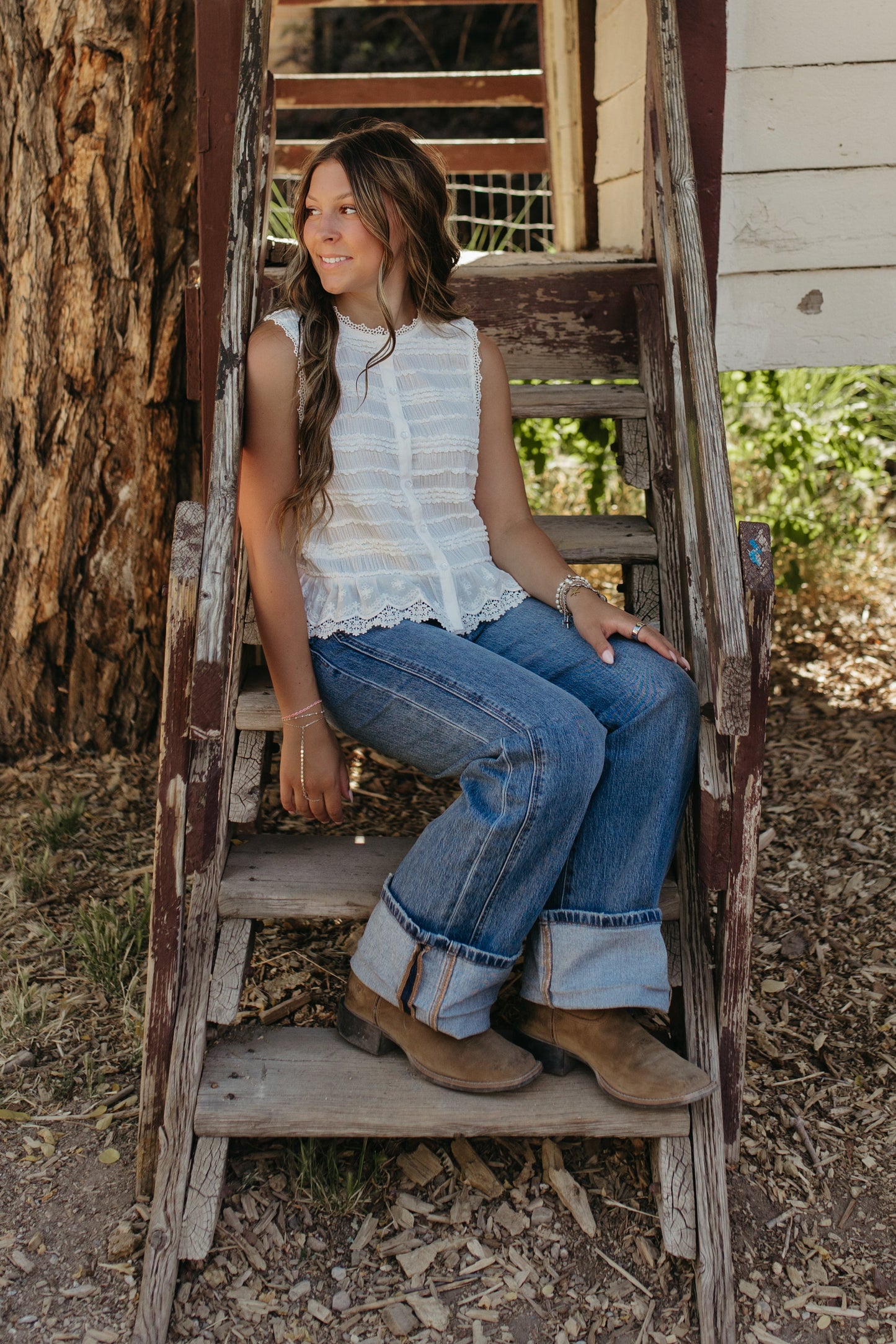 THE VIENNA FLOWER LACE TRIM TANK IN WHITE